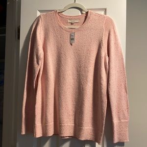 Women’s sweater new with tags